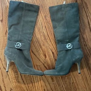 Adorable grey suede Michael Kors boots